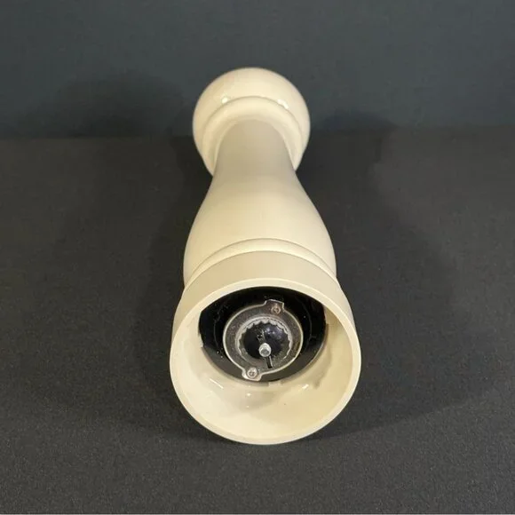 Kamenstein Salt Grinder Shaker Dispenser Cream Glossy Battery Operated Automatic - Picture 3 of 4